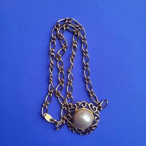 1980s Trifari Costume Faux Pearl Necklace